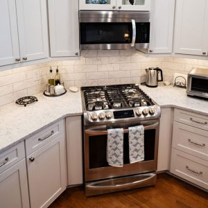 slide-countertop-carrara-marble-7