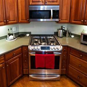 slide-countertop-carrara-marble-7-before