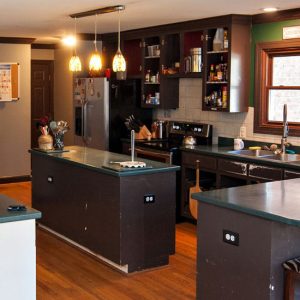 slide-countertop-natural-stone-2-before